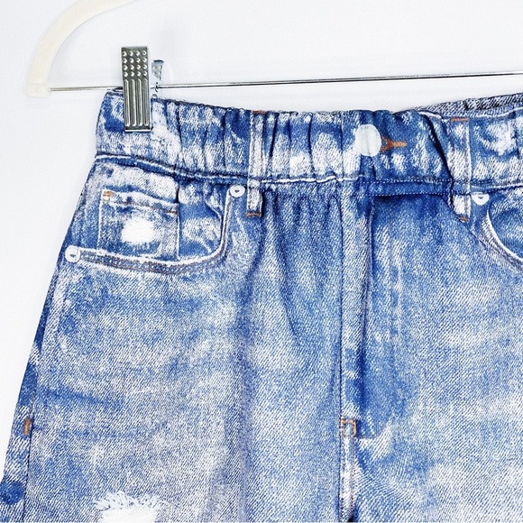 Blank NYC - Denim Printed Shorts - Picture 2 of 3